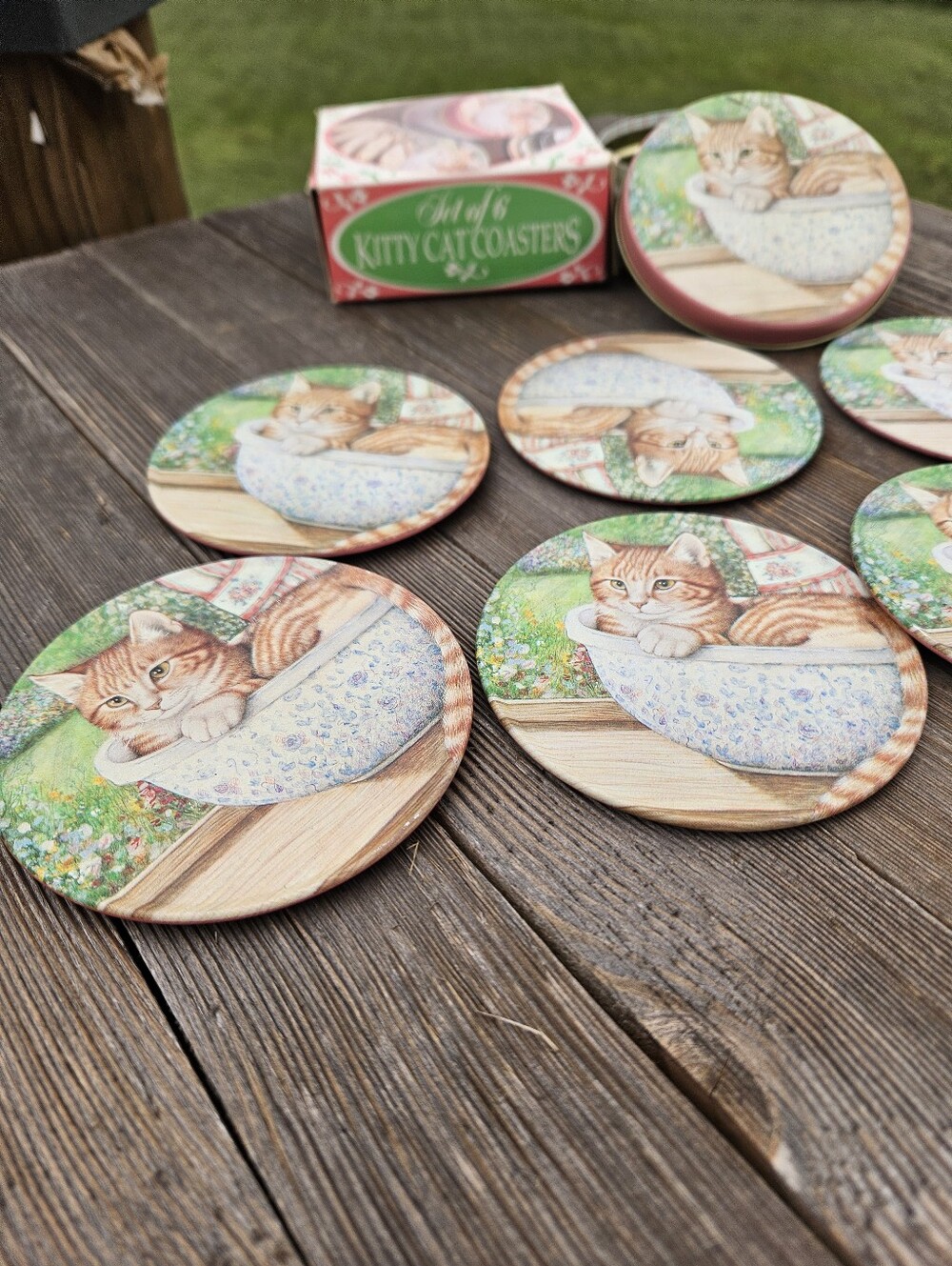 COTTAGECORE CAT KITTEN COASTERS WITH DECORATIVE LIDS ROUND BARWARE TIN SET 80S - Picture 2 of 7